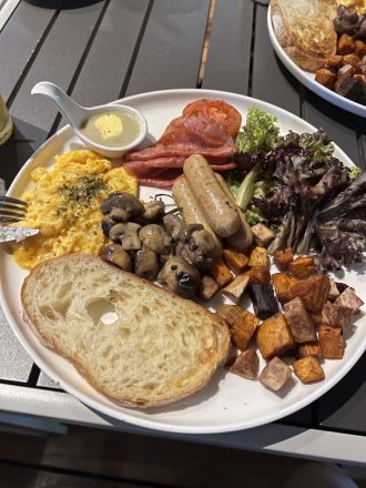 Restaurant Pineyard Malaisie - Big Breakfast
