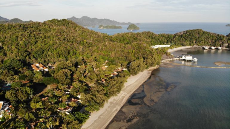 Plage Langkawi, Westin