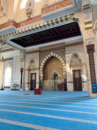 Intérieur de la mosquée Sri Sendayan